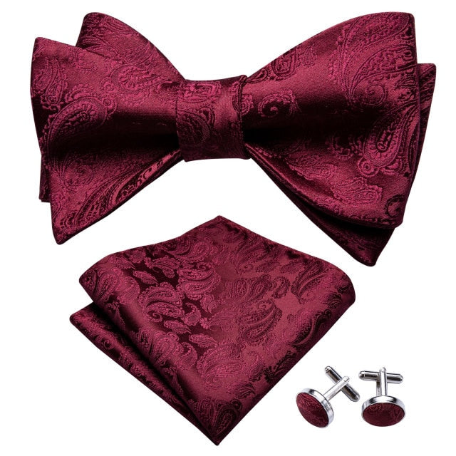 Bloody Mary Bow Tie, Pocket Square and Cufflinks - SOPHGENT